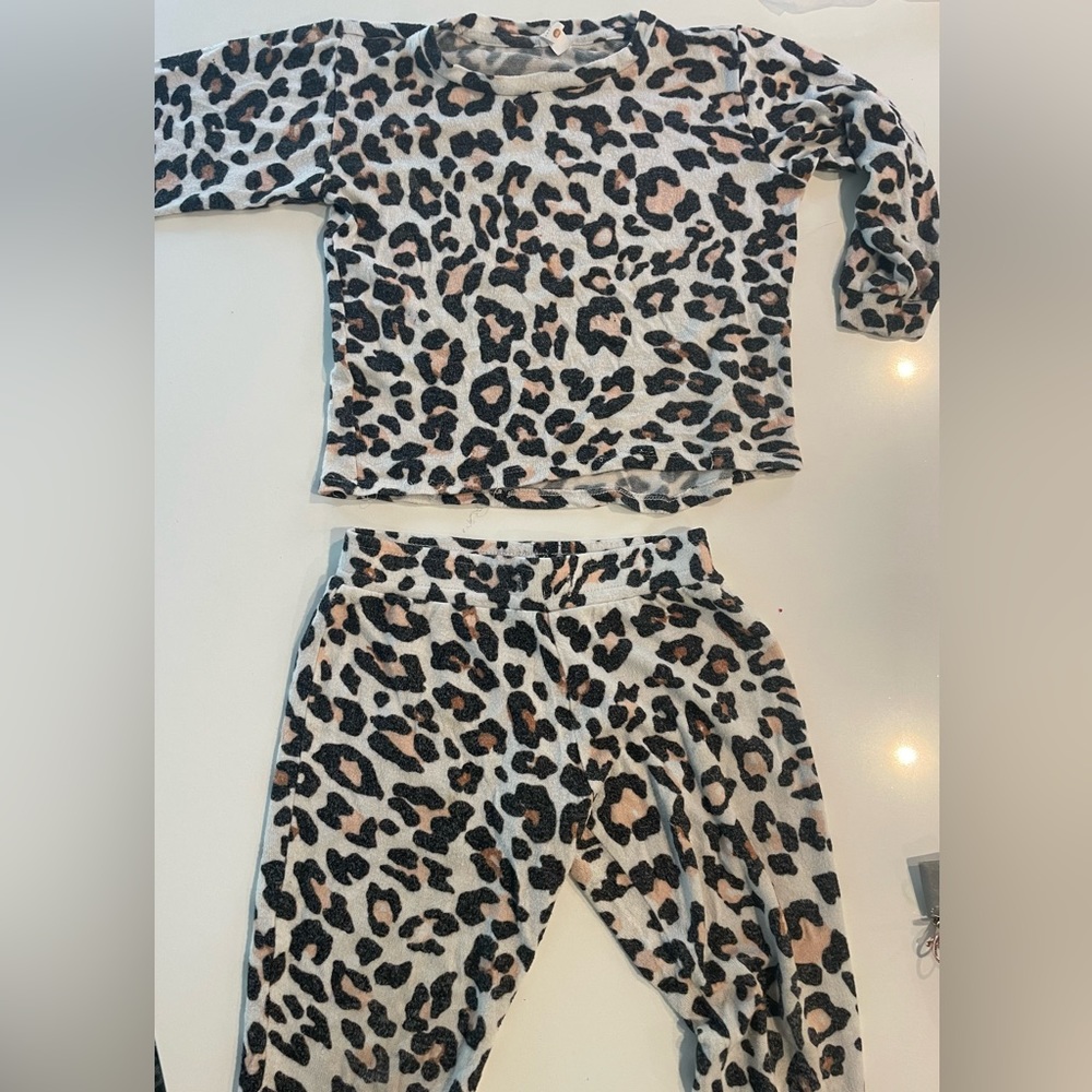 Cozy Girls Sweatsuit - 6X